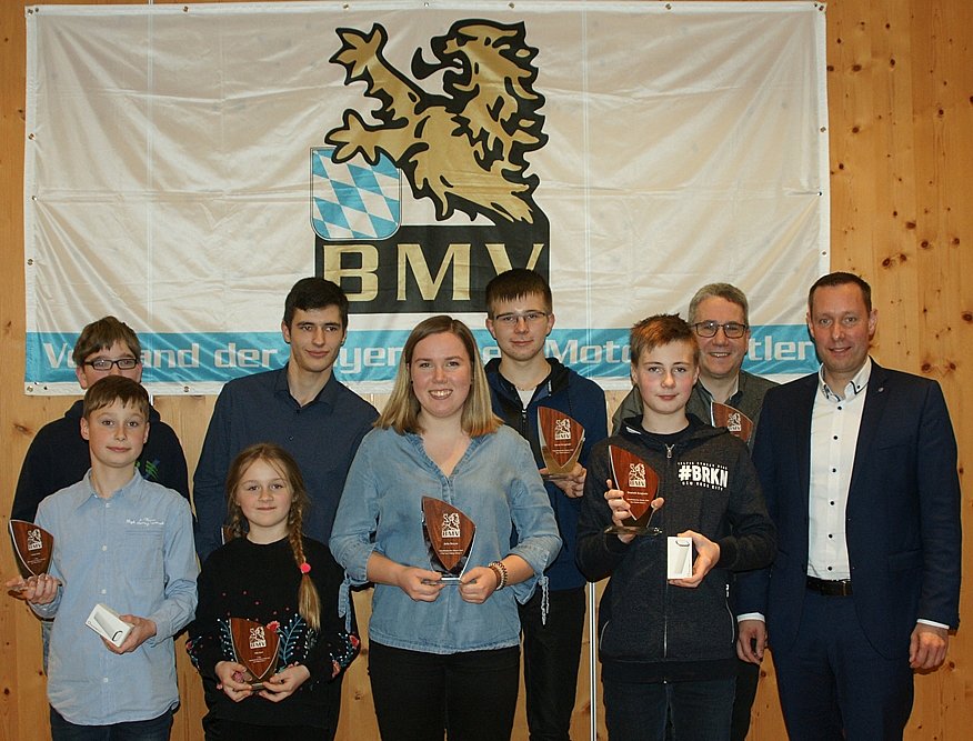 Die Sieger des MSC Röthenbach mit Landrat Armin Kroder - BMV-Bezirksehrung Mittelfranken